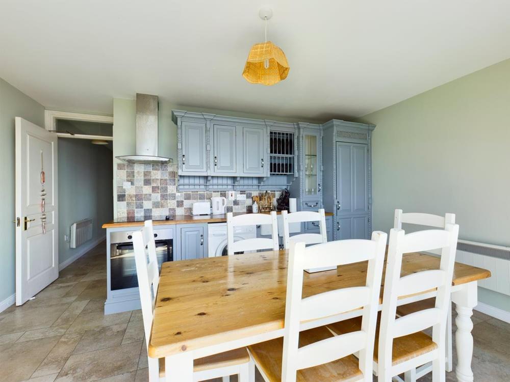 Holiday Apartment Iris Вотафорд Экстерьер фото