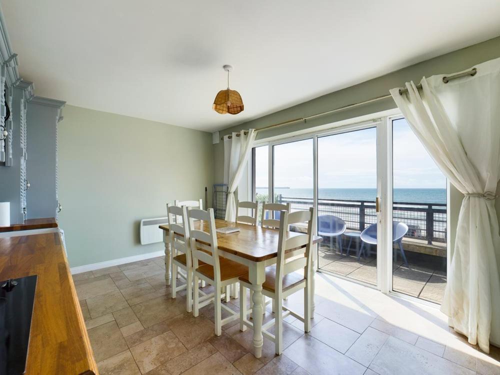 Holiday Apartment Iris Вотафорд Экстерьер фото